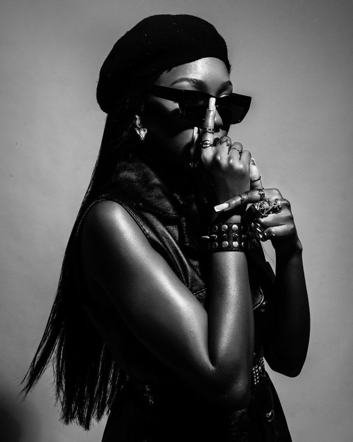 Music Review: Veeiye Gives Off Bad Girl Vibes In Classy Beats On The EP 'Young & Reckless' 4 veeiye