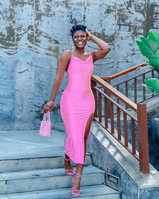 Pinkalicious! Alex Unusual Is That Bardie In Pink 3 alex unusual