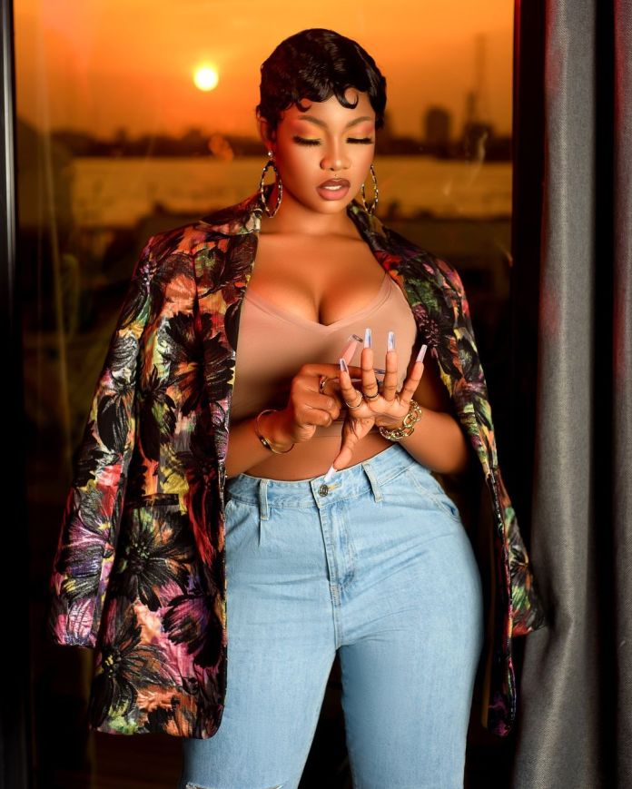 Tacha Is Definitely Vogue Material In These Snaps, No Cap 2 tacha