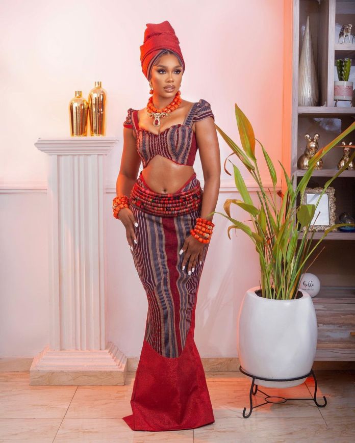 What A Babe! Sharon Ooja Be Giving Sexy Olori Vibes 4