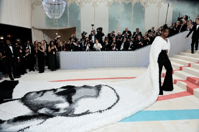 See Your Favourite Celebs Dazzle At 2023 Met Gala 9