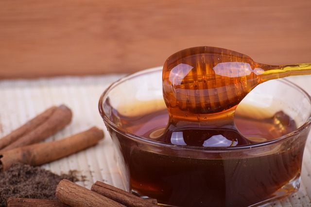 10 Reasons Why Honey Must Be Your Best And Favourite Beauty Regimen 5 Honey