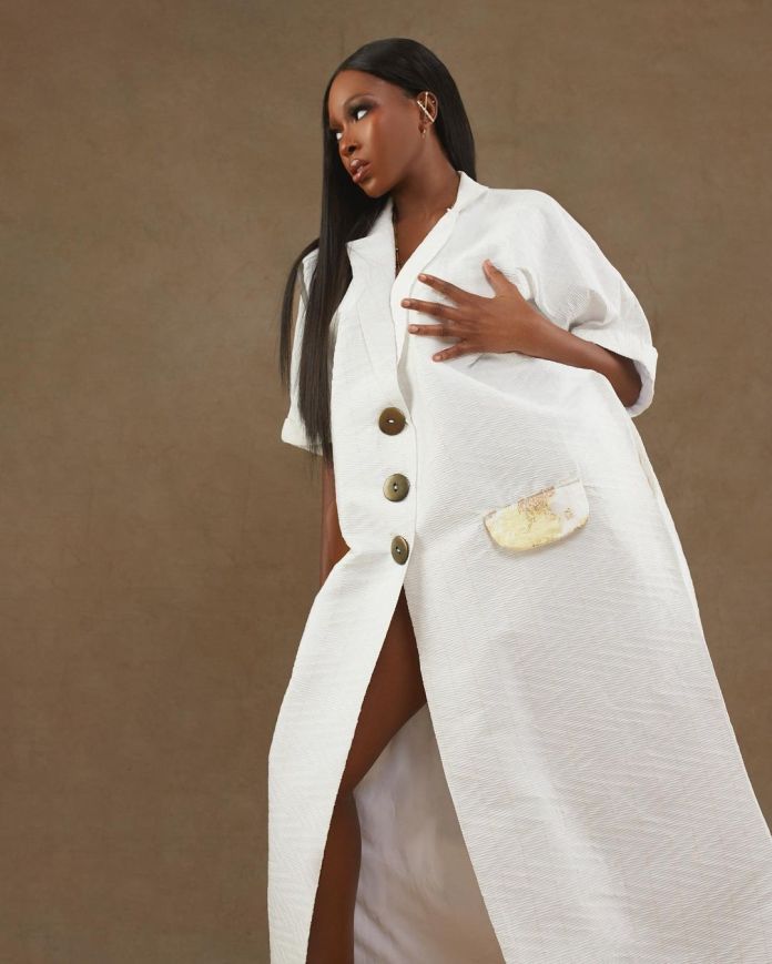 BBNaija: I'm Irritated - Vee Reacts To Sheggz Begging Bella 2 vee