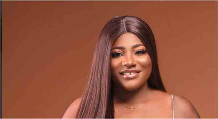 "Sex On The First Date A No! But I May Kiss On A First Date" - Eniola Akinwunmi 1 Eniola Akinwunmi