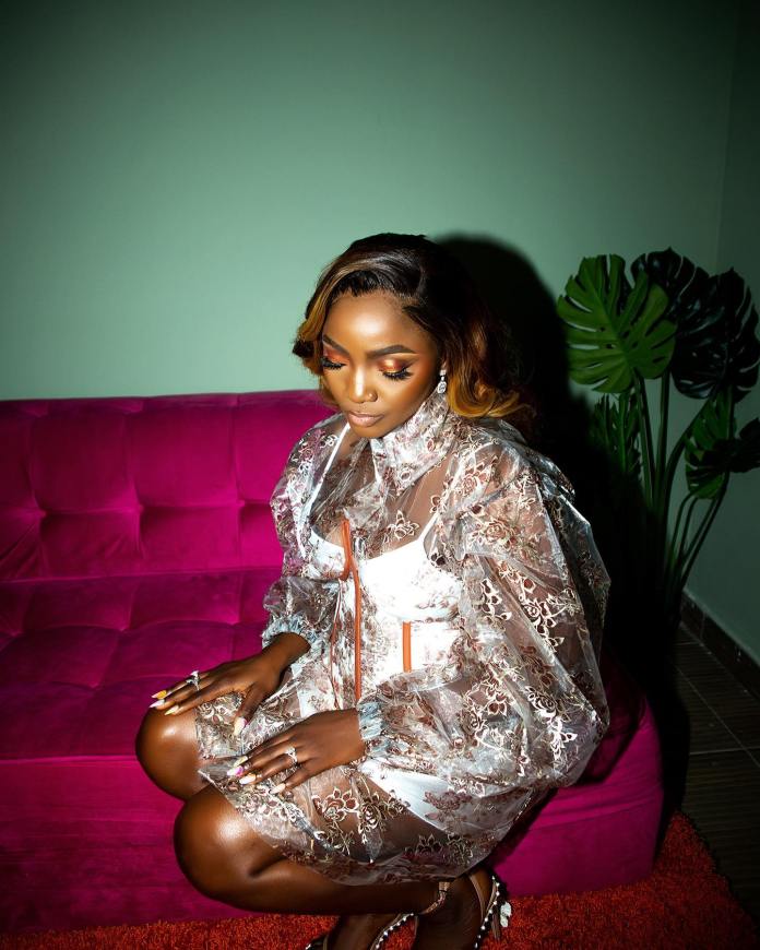 Simi Is A Fine Girl In This Pretty Gown 3
