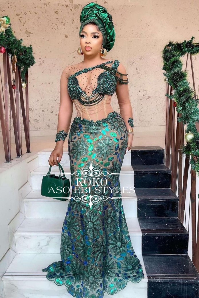 Command Attention In These Jaw Dropping Aso Ebi Styles 1